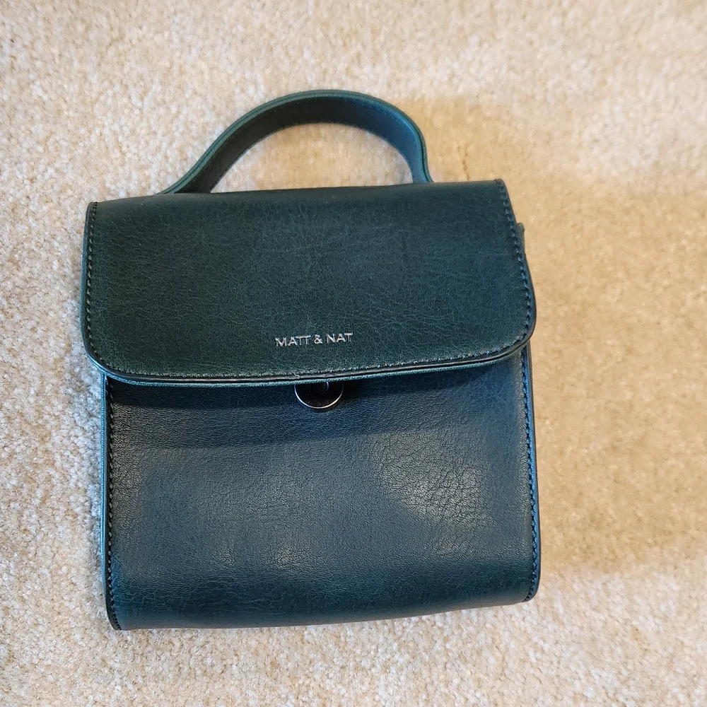 matt and nat dark green clutch - Picture 1 of 6